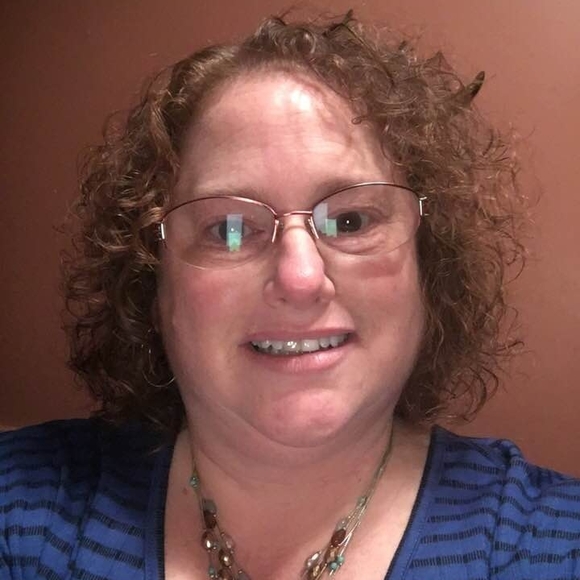 Meet your Posher, Christine - Picture 1 of 1